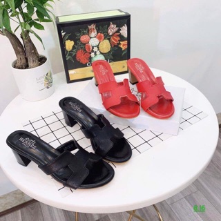 Guốc hm hàng có sẵn