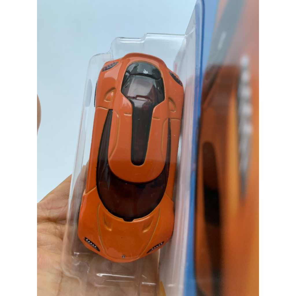 Xe Hot Wheels Koenigsegg Gemera