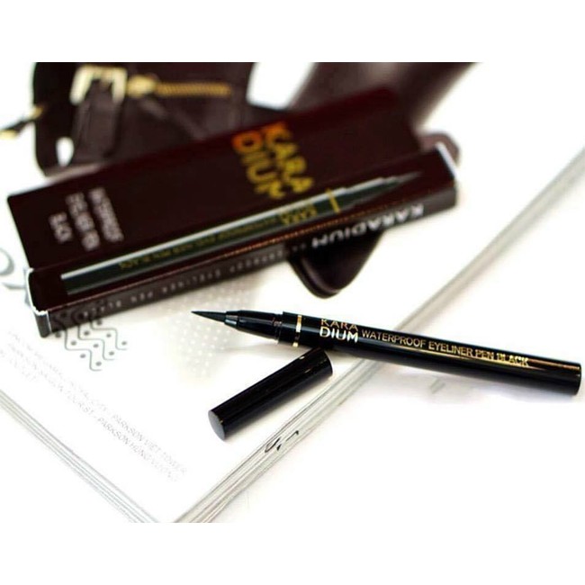 Bút dạ kẻ mắt nước siêu mảnh không lem trôi Karadium Waterproof Brush Eyeliner Pen Black (vỏ nâu)