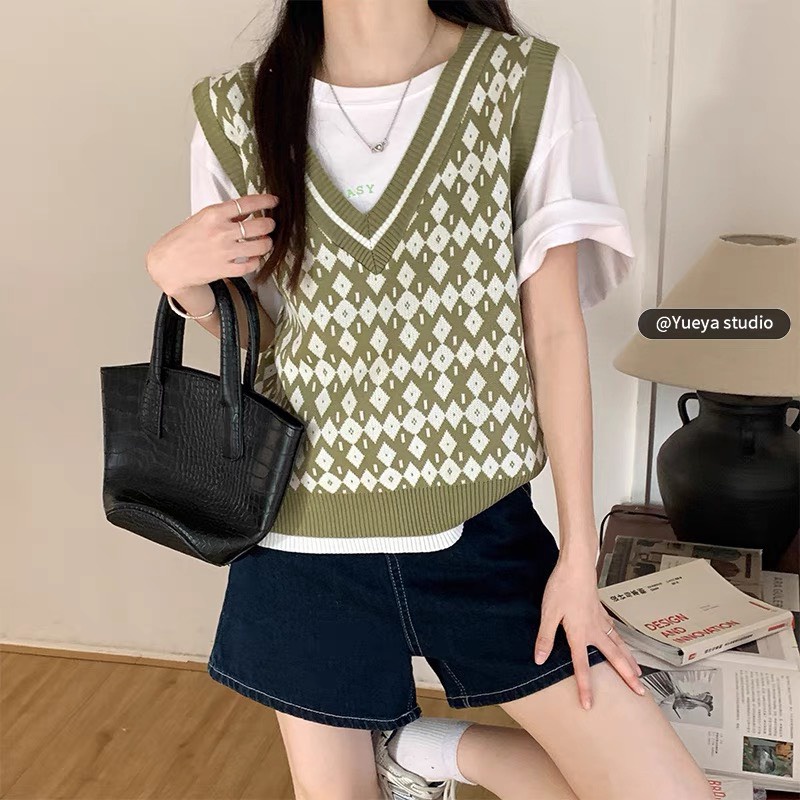 Áo gile nữ Chelgy vải len form rộng không tay hoạt tiết thổ cẩm hình thoi freesize Quảng Châu CG-GLHT104