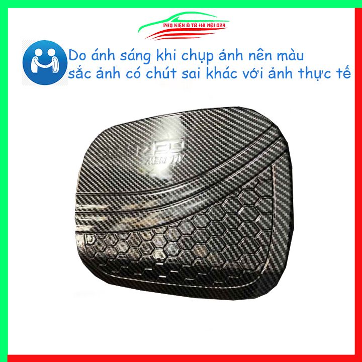 Ốp nắp xăng Cerato 2019-2023 vân cacbon bảo vệ chống trầy trang trí ô tô