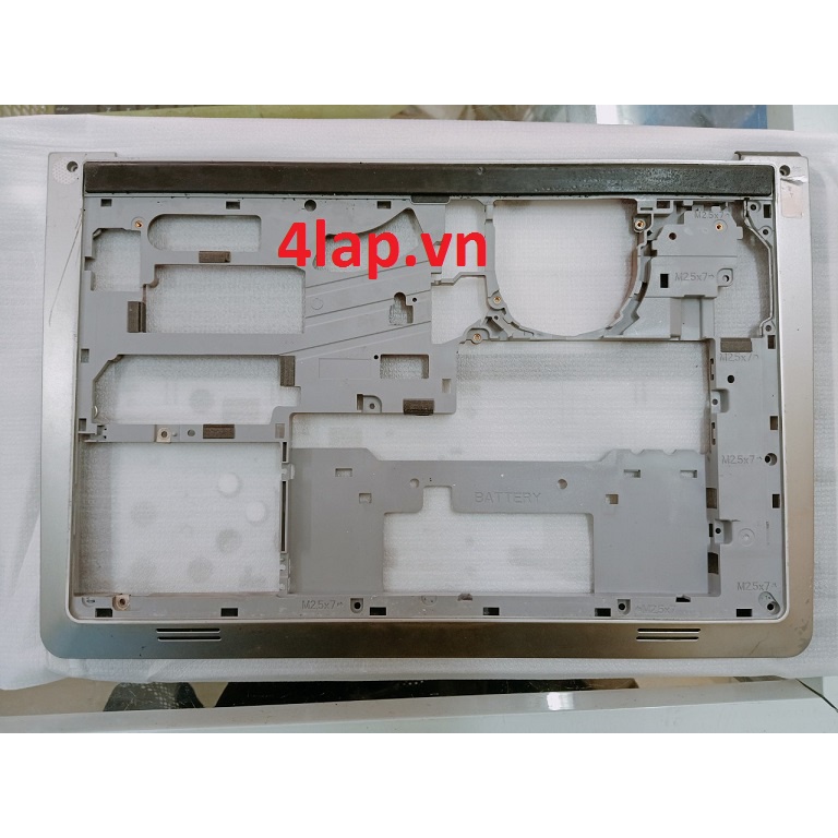 Thay Vỏ mặt D Laptop Dell Inspiron 5542 5543 5545 5547 5548 P39F