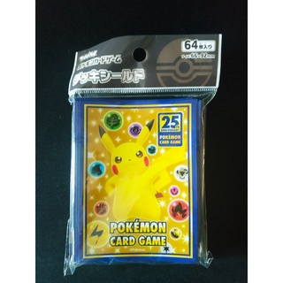 Bọc bài Pokemon Card Game Deck Shield 25th Anniversary Collection