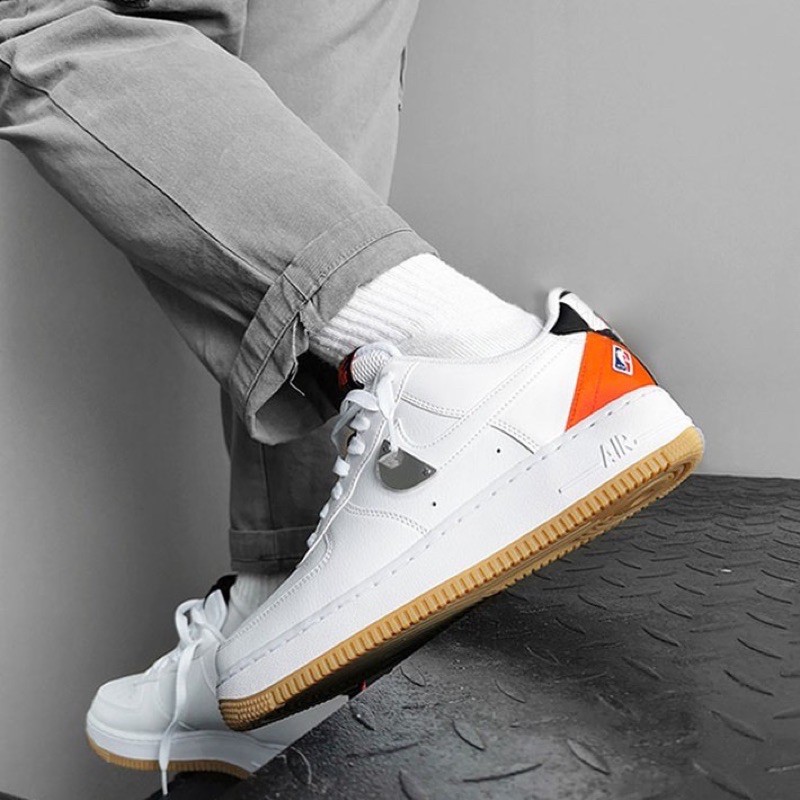 Giày Nike Air Force 1 NBA gum chính hãng