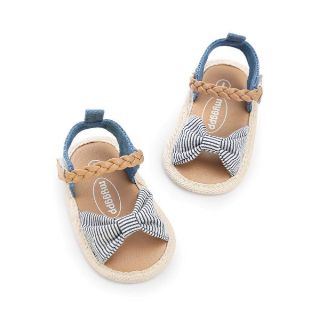 Sandal tập đi gắn nơ xinh sắn bé gái