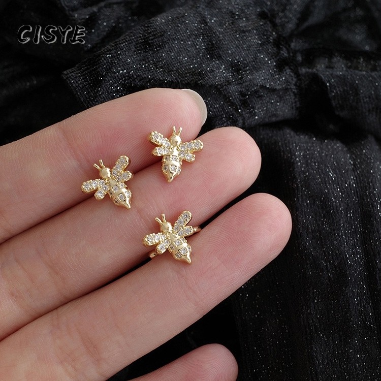 Đôi Khuyên Tai Hình Chú Ong Đính Đá Dễ Thương Cho Nữ