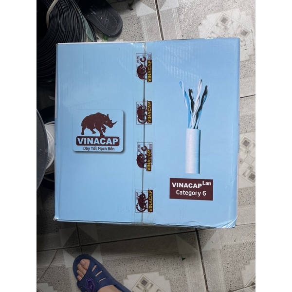 Hộp dây mạng 305m VINACAP 6e UTP 4 pairs