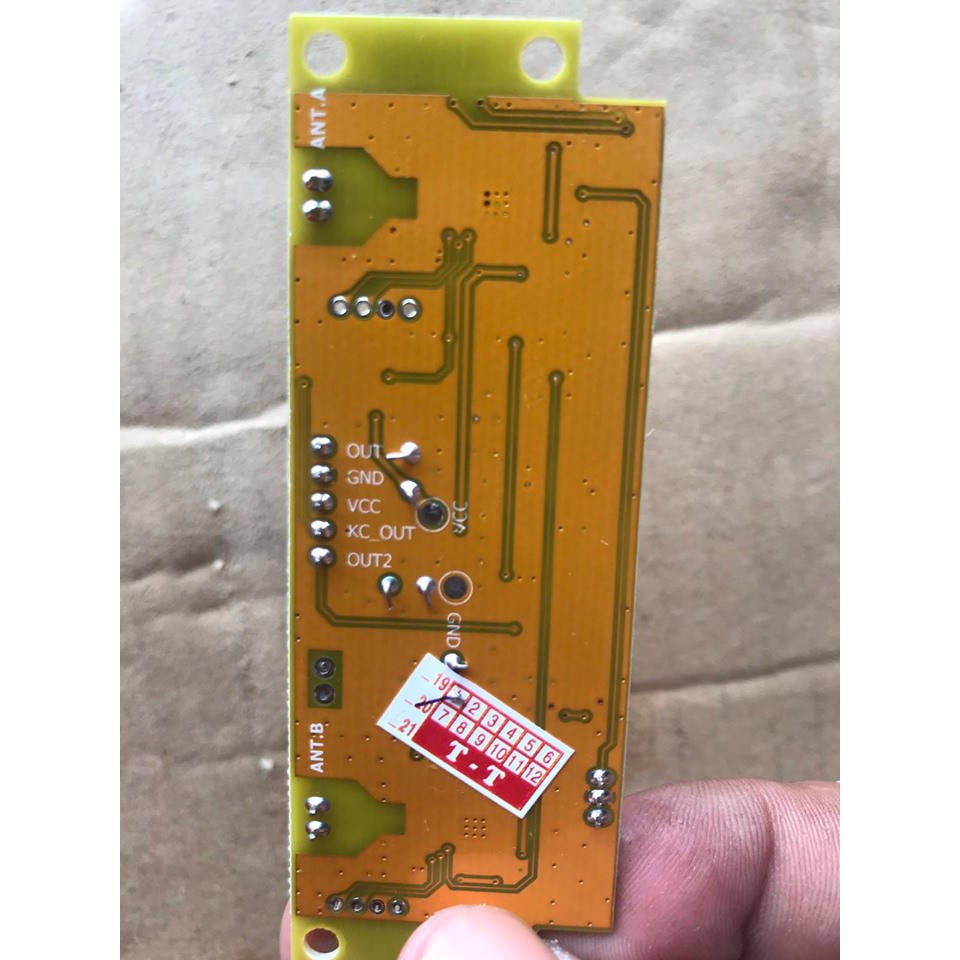 Bộ micro loa kéo UGX21