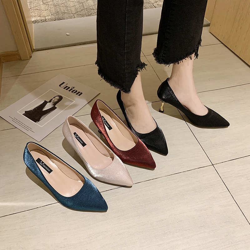 Giày cao gót nữ mũi nhọn chất liệu satin gợi cảm