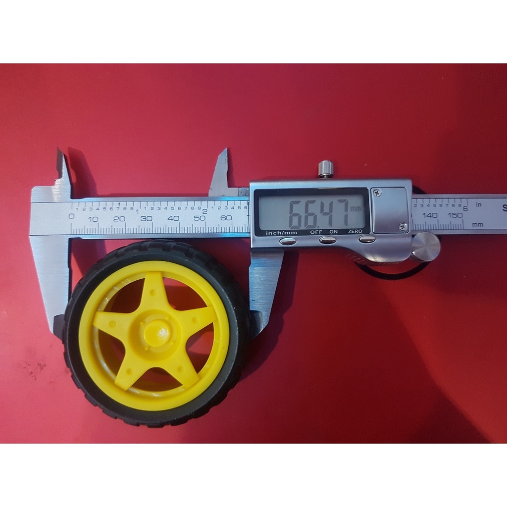 Động cơ giảm tốc vàng + bánh xe vàng