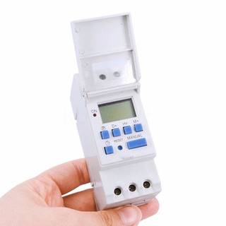 Công tắc hẹn giờ lập trình điện tử THC15A