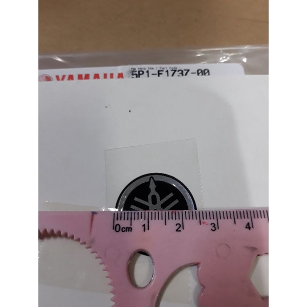 logo nhựa nổi mềm dài 2,5cm Yamaha