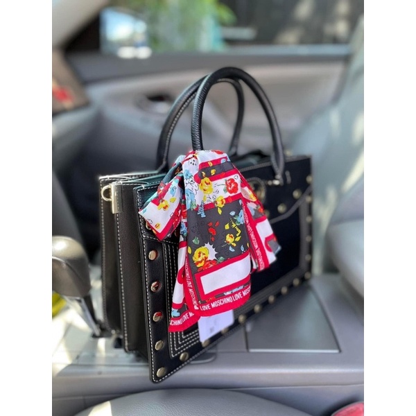 Túi Love Moschino auth sale