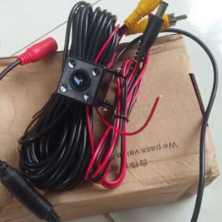 Camera lùi hồng ngoại