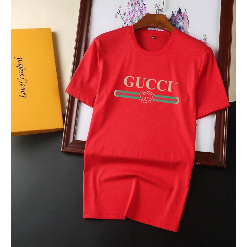 Áo thun nam thời trang GUCCI GG GC với họa tiết thương hiệu kinh điển kết hợp với chất vải cao cấp
