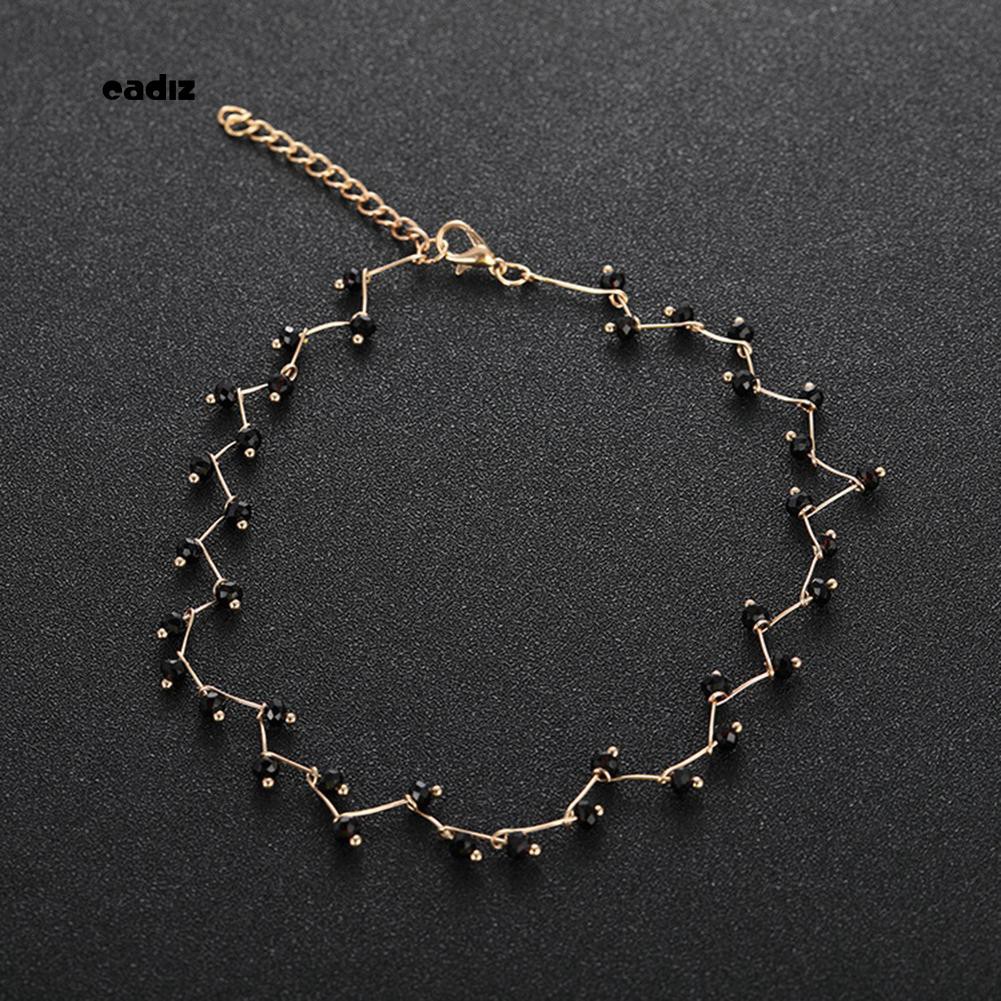 Vòng cổ choker đính hạt đen quyến rũ