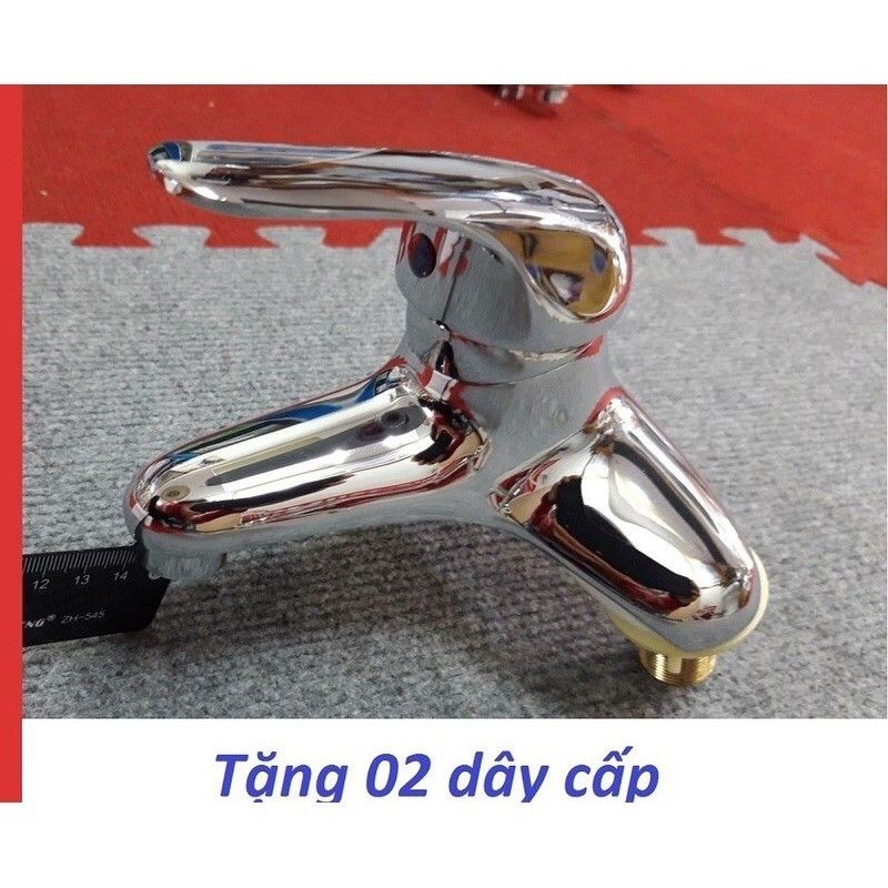 Vòi rửa mặt Caesar tặng kèm 2 dây cấp