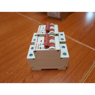 Aptomat 2 Pha C20A   C32A  C63A - giá 1Cái ( lấy A Nào Thì Ghi Chú Dưới Đơn Hàng)