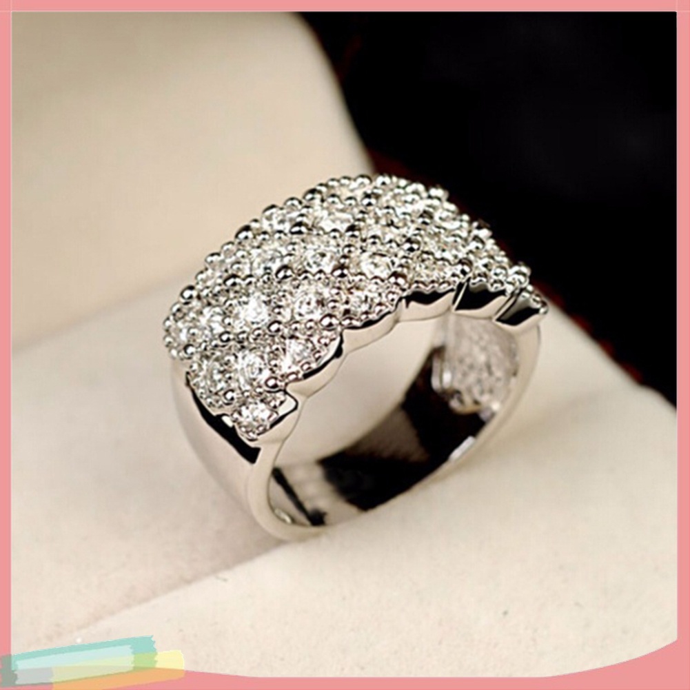 Nhẫn Đính Hôn Đính Đá Sang Trọng Cho Nữ