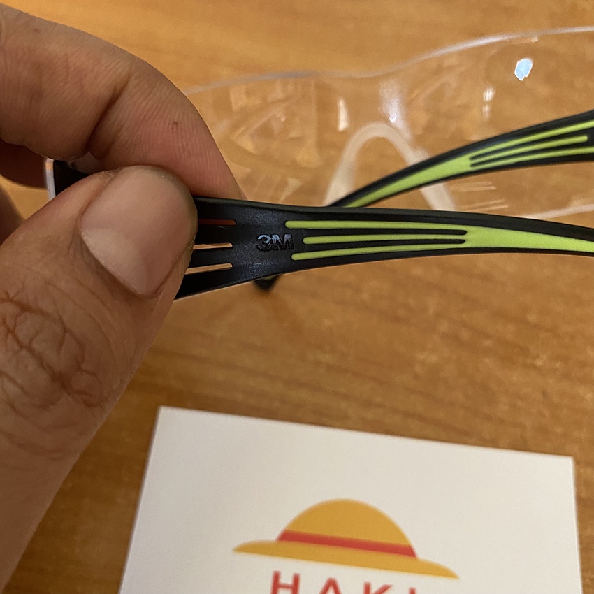 Kính bảo hộ lao động 3M SF401AF bảo vệ mặt, chống tia UV đọng hơn sương và bụi: kính bảo hộ 3M Chính hãng Đài Loan