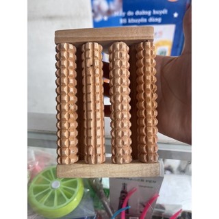 Bàn lăn chân gỗ massage