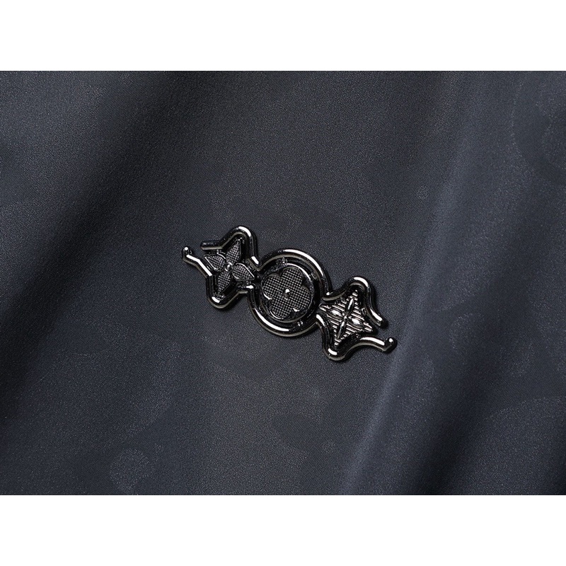 Áo khoác gió nam màu đen trơn thương hiệu Louis Vuitton LV cao cấp