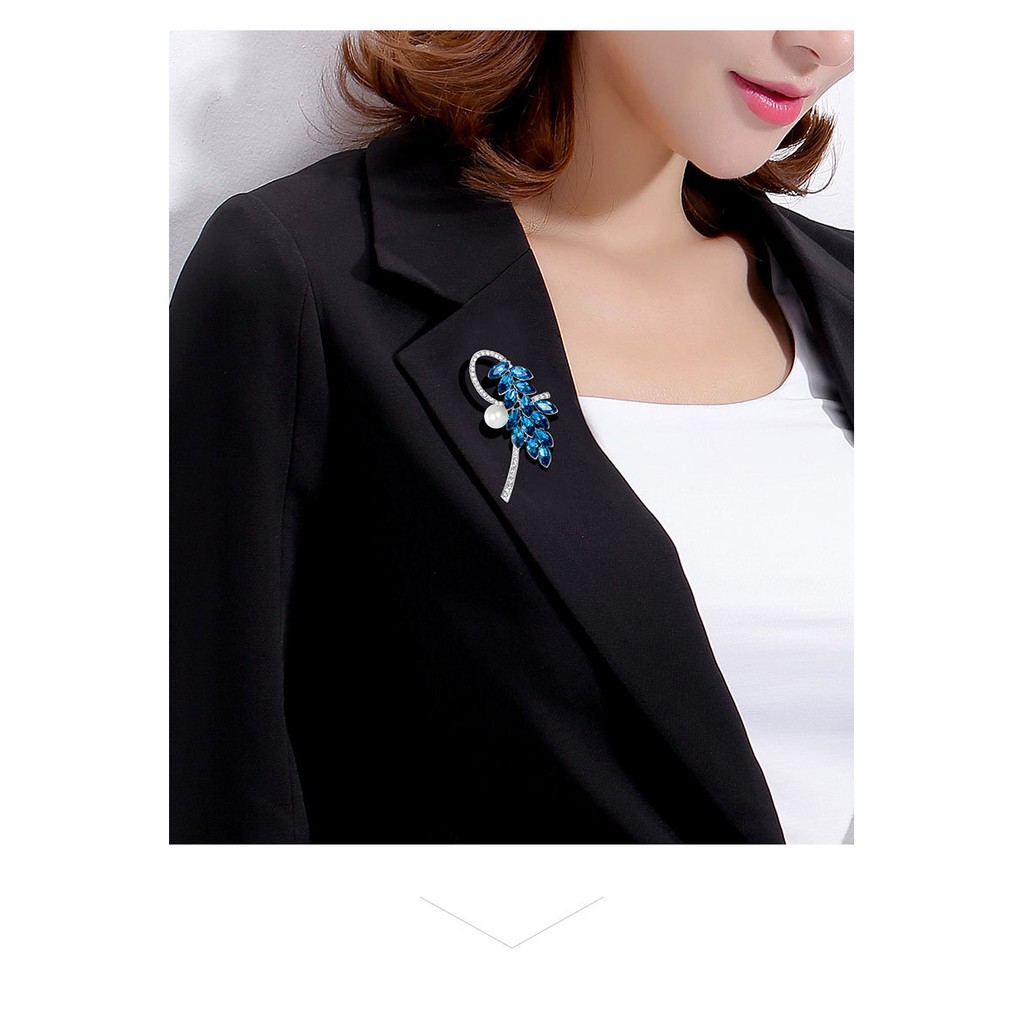 Cài áo thời trang đính đá xanh GC178