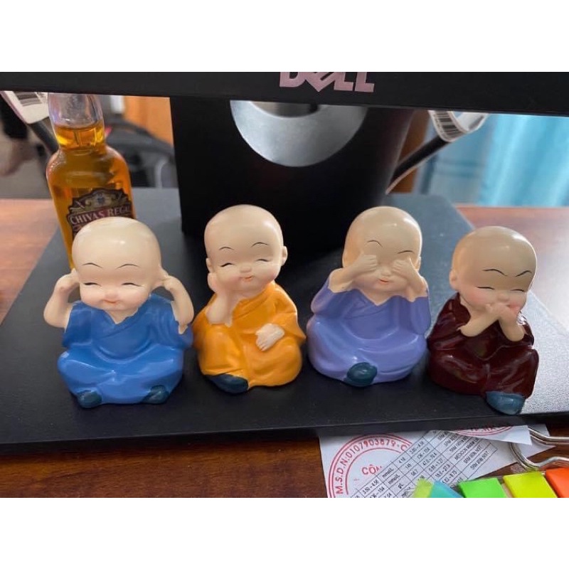 Bộ tượng Chú tiểu Tứ không
