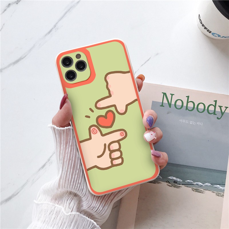 Ốp iphone - Ốp lưng iphone cạnh vuông viền camera Bàn tay đáng yêu dành cho ip 6 đến 14promax - ng022