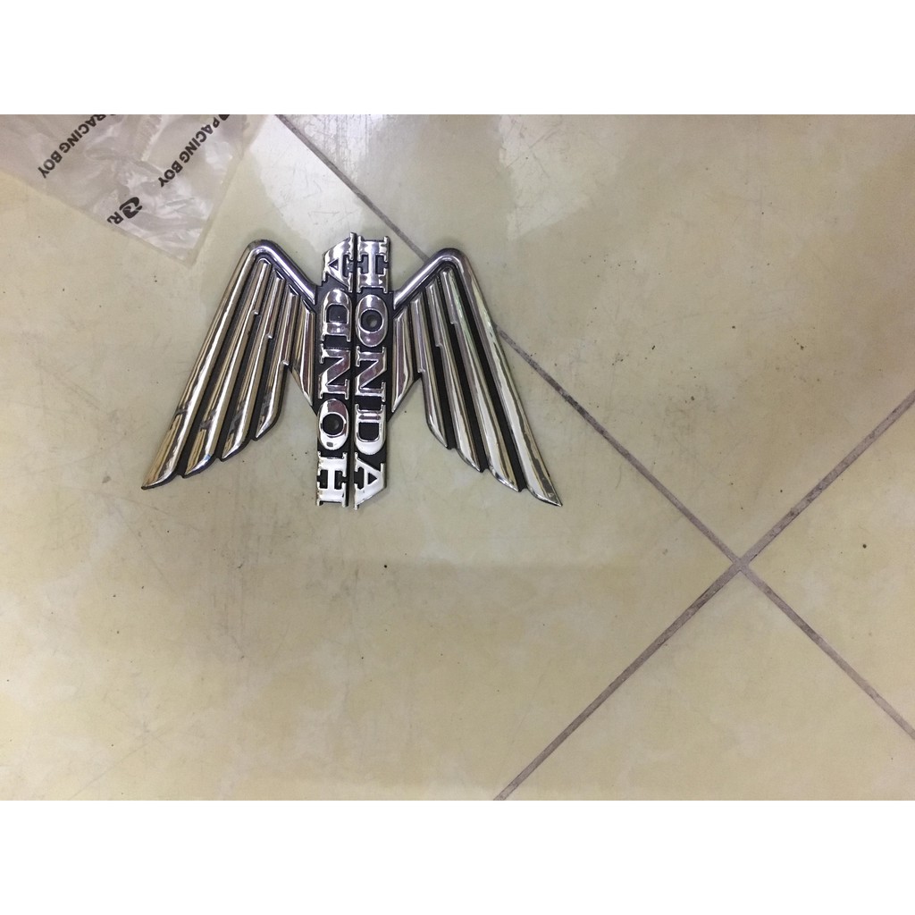 ĐÔI CÁNH CHIM TEM NỔI