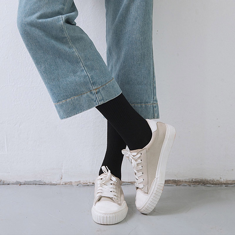 Vớ Thể Thao Cotton Cổ Cao Màu Trắng / Đen Thời Trang Mùa Hè Thoáng Khí Cho Nam Và Nữ