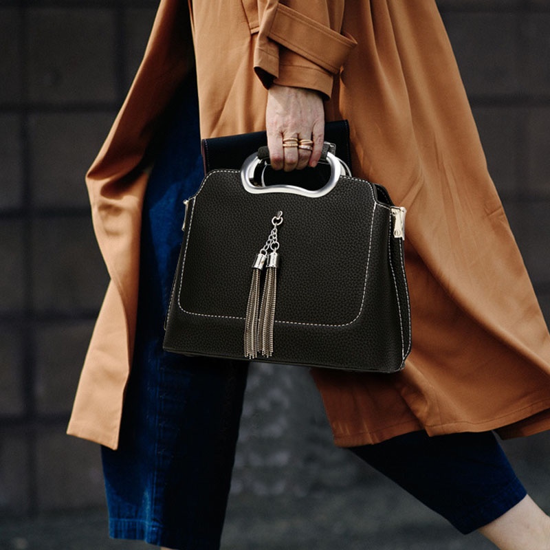 Túi Xách Đeo Vai Một Bên Vai Có Tua Rua Thời Trang Hàn Quốc Cổ Điển Dành Cho Bạn Nữ