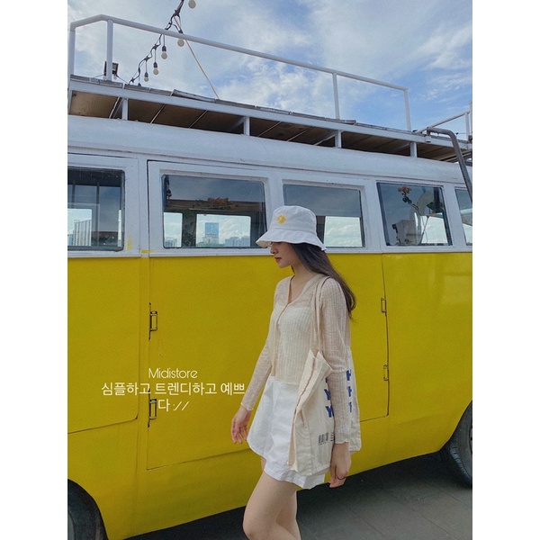 Sooc kaki cúc đinh trắng