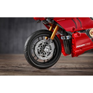 LEGO TECHNIC 42107 Siêu mô tô Ducati Panigale V4 R
