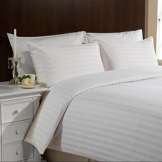 Vỏ  Gối Cotton Trắng Sọc T300  đủ size