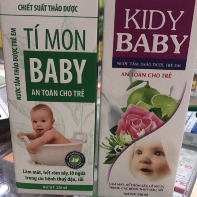 Nước tắm thảo dược trẻ em