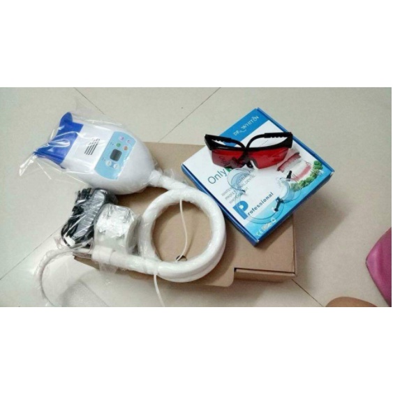 Bộ Tẩy Trắng R.ăng Gồm Đèn + Thuôc + kính + Banh M.iệng