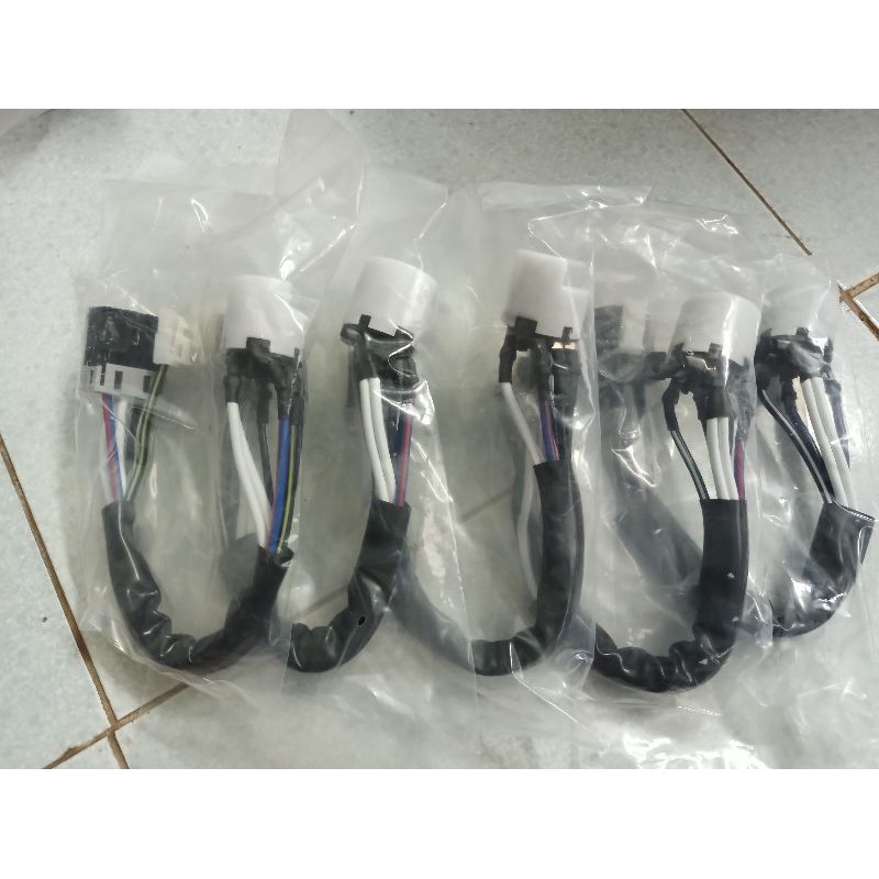 Đuôi khoá đề kia