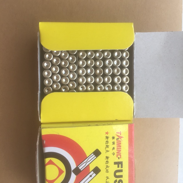 Hộp 100 cầu chì ống 0.5A 5x20mm