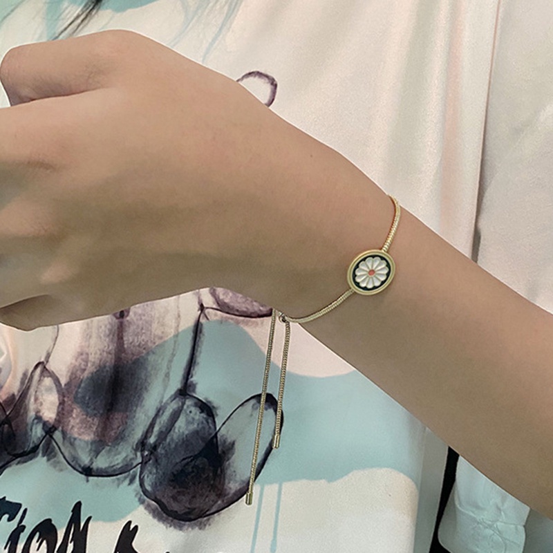 Vòng Đeo Tay Họa Tiết Hoa Cúc Màu Xanh Dương Cổ Điển Ngọt Ngào Dành Cho Nữ