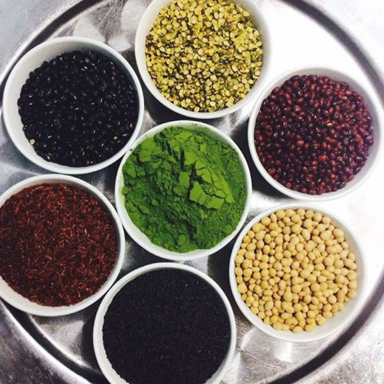 BỘT NGŨ CỐC CHÙM NGÂY MORIS