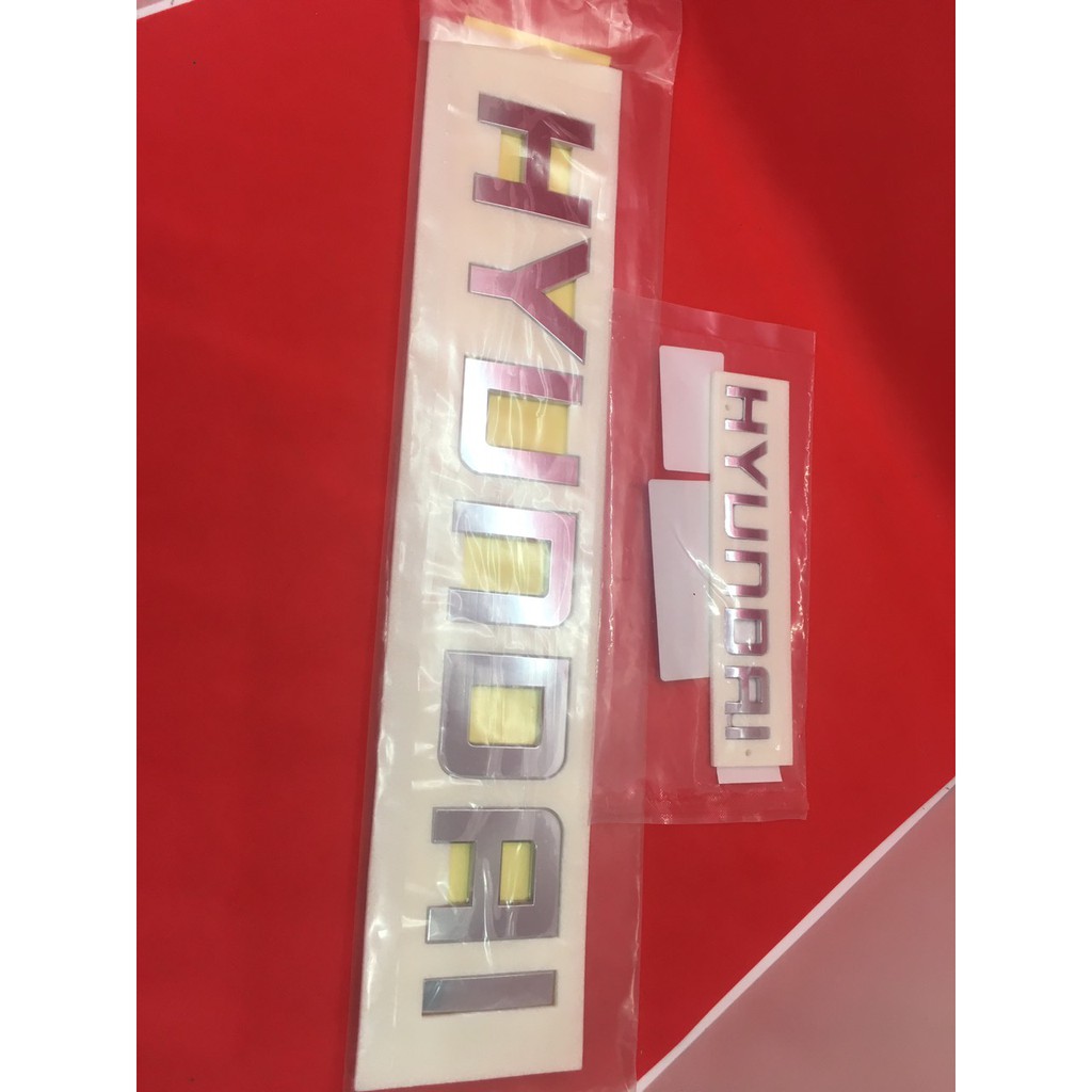 Logo chữ nổi HYUNDAI - có 02 Kích cỡ