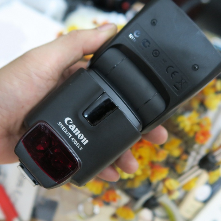 Đèn flash Canon 430EX II dùng cho tất cả các dòng máy Canon