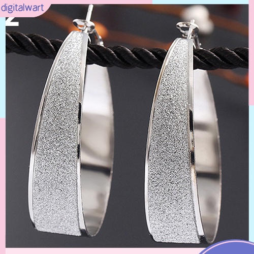 Cặp khuyên tai thiết kế dạng tròn đơn giản sang trọng tinh tế dành cho nữ