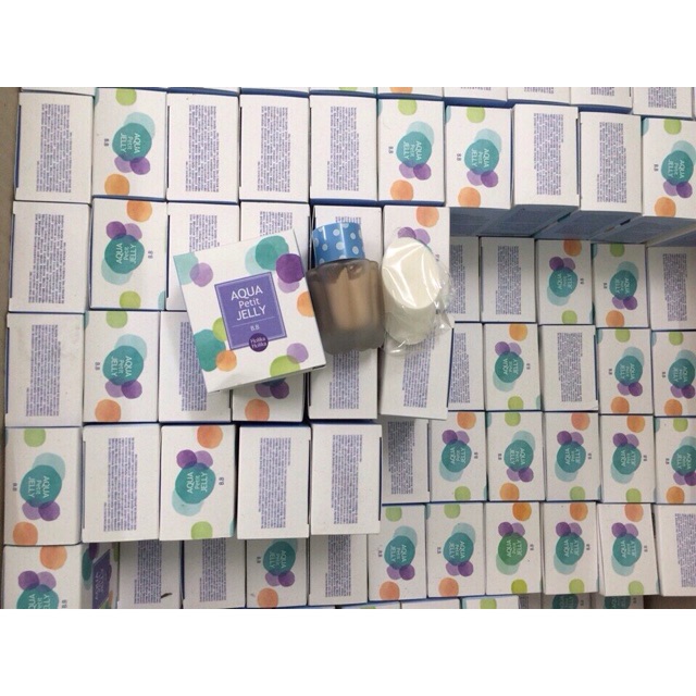 Kem nền Holika aqua
