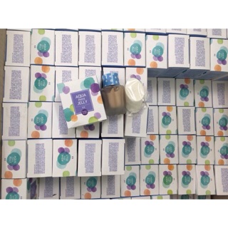 Kem nền Holika aqua