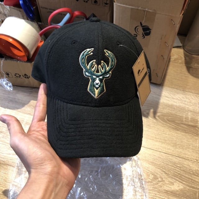Nón Newera Buck vải nỉ fom cứng Nhập xịn