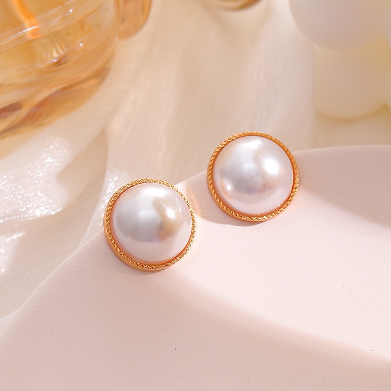 Khuyên Tai Ngọc Trai Thiết Kế Mới Đơn Giản Cá Tính Cho Nữ