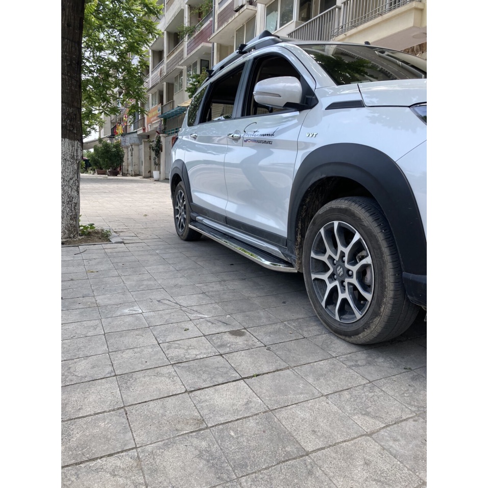 Bậc lên xuống, bệ bước chân cho SUZUKI XL7 mới nhất