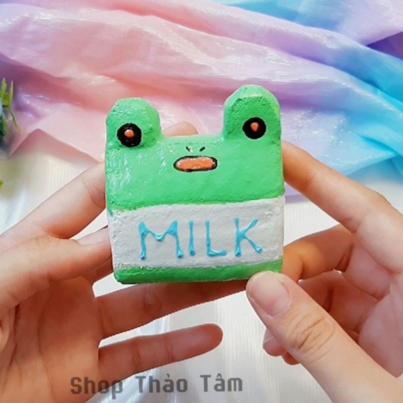 Squishy handmade hộp sữa hình ếch xanh cute